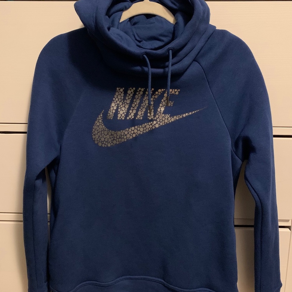 Nike sweater